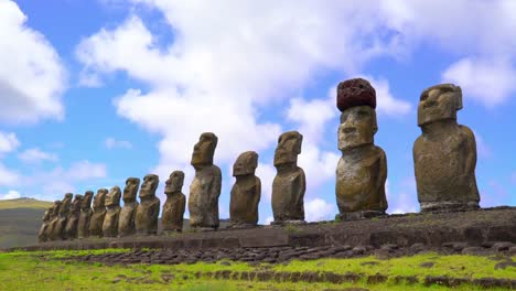 Statues-on-Eastern-Island,-Chile