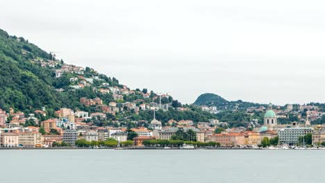 Paisaje-con-timelapse-del-lago-Como,-Lombardía,-Italia