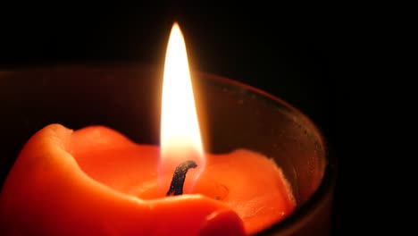 Focus-on-candle-light