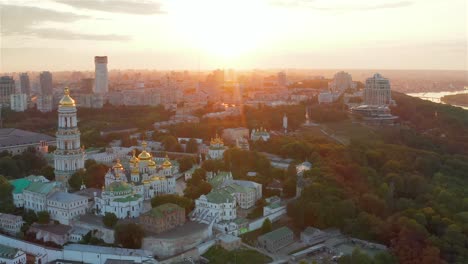 Kiev-Pechersk-Lavra-at-sunset,-Kiev,-Ukraine