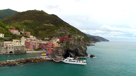 Scenic-Vernazza-Dorf