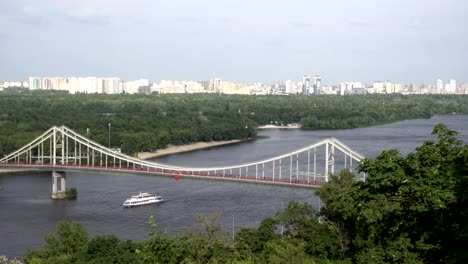 4k-view-of-the-pedestrian-bridge-across-the-river-Dnieper.