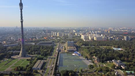 Luft-Moskau-Ansicht-mit-Ostankino-Turm,-Russland