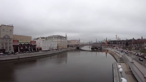 Zeitrafferblick-auf-den-Moskauer-Kreml-und-historische-Gebäude-auf-dem-Roten-Platz.-beliebter-Touristenort