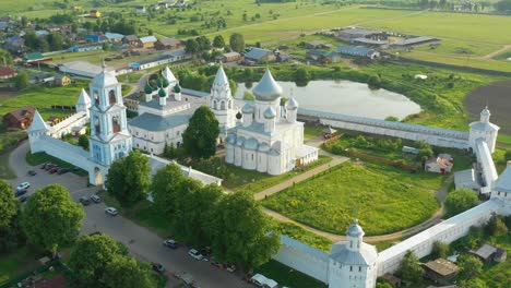 Vista-aérea-del-monasterio-Nikitskaya-Sloboda