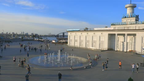 Summer-evening-in-Kiev