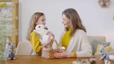 Woman-and-Girl-with-Bunny-at-Easter