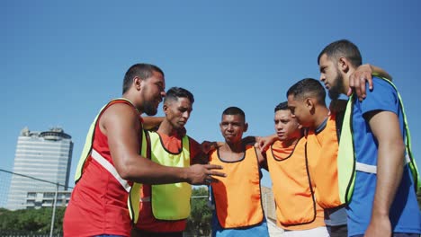 Estrategia-de-planificación-de-jugadores-de-fútbol-en-el-campo