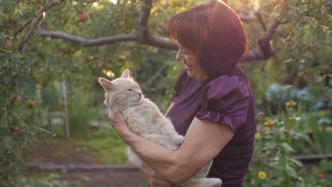 Elderly-Woman-With-Cat