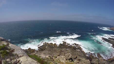 Acantilado-al-mar-en-Isla-Canguro-de-Parque-Nacional-Flinders-en-Australia-del-sur