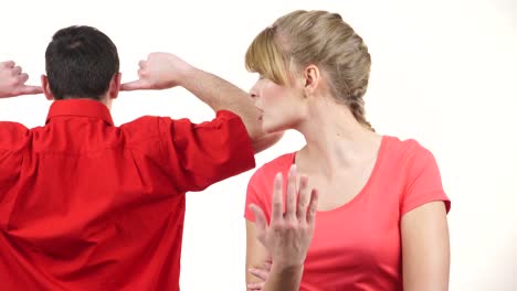 Couple-having-argument.-Man-and-woman-in-disagreement-4K