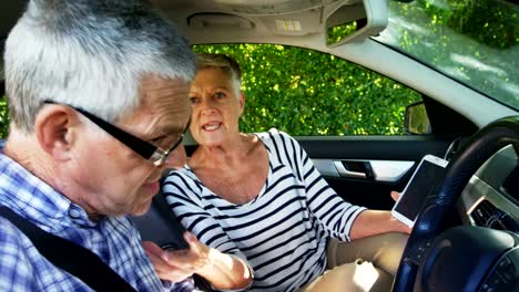 Senior-couple-arguing-in-the-car