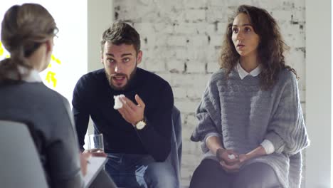 Couple-Arguing-on-Psychotherapist-Appointment