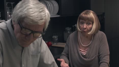 Senior-couple-quarreling-in-the-kitchen