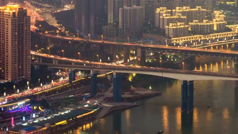 Tráfico-de-la-noche-de-Chongqing