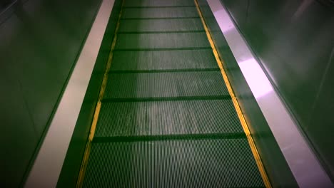 Slide-way-for-walking-in-airport