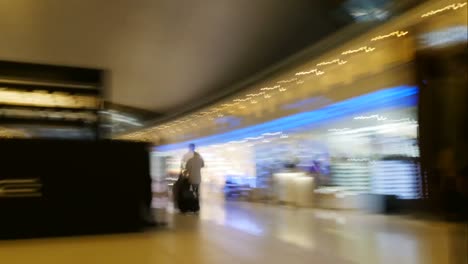 Time-lapse-people-in-airport