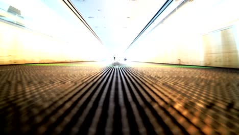 Moving-Walkway