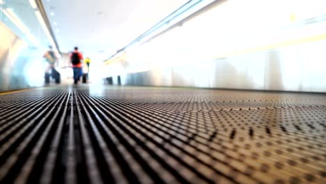 Moving-Walkway