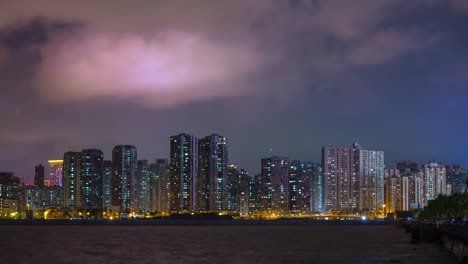 China-noche-iluminada-Bahía-de-zhuhai-Macao-paisaje-litoral-panorama-4k-timelapse