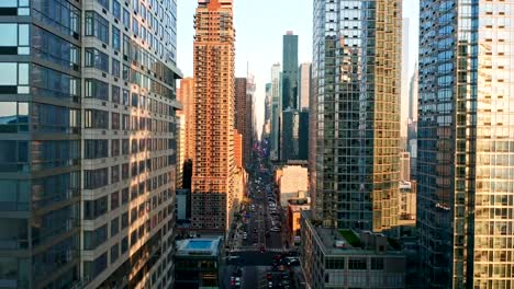 Aerial-drone-footage-of-New-York-skyline