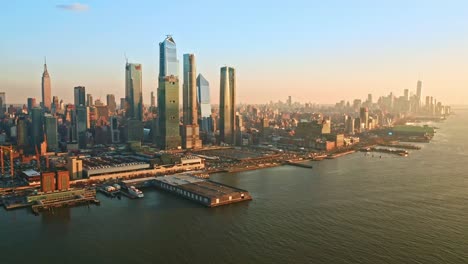 Aerial-drone-footage-of-New-York-skyline