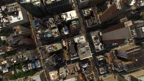 NYC-Aerial-Flyover-Shot-Gold-Top-Building