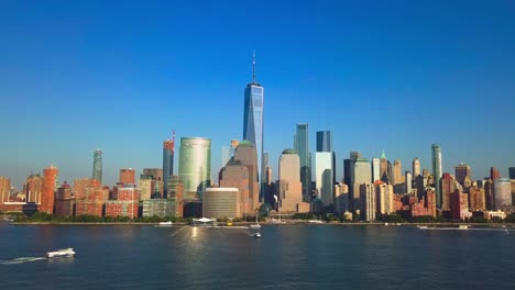 Video-paisaje-aéreo-de-la-ciudad-de-Nueva-York-y-el-río-Hudson