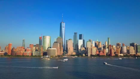 Video-paisaje-aéreo-de-la-ciudad-de-Nueva-York-y-el-río-Hudson