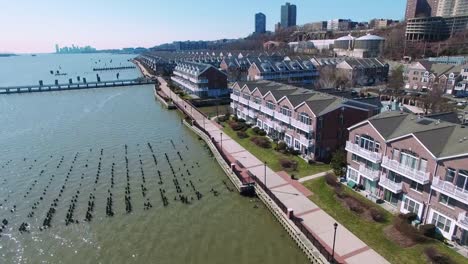 Aerial-Towards-River-In-Hudson-County,-Bergen-County