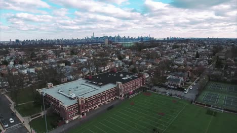 Cliffside-Park-NJ-Flyover-escuela-centro-en-movimiento