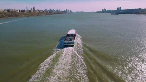 Following-Ferry-Boat-on-Hudson-River