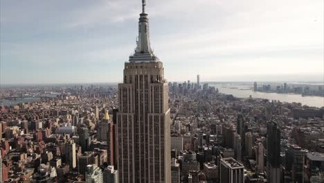 Pan-del-Empire-State-por-antena