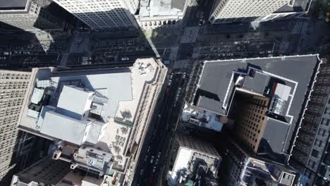 Aéreas-de-Nueva-York-ascendente-y-viendo-el-cruce