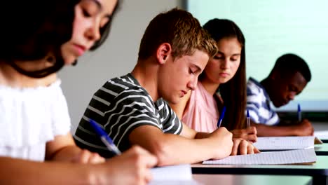 Schoolkids-studying-in-classroom-4k