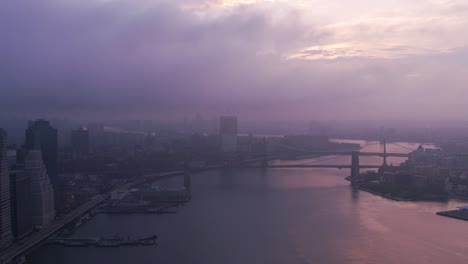 Vuelo-hasta-East-River-de-Manhattan-al-amanecer.