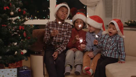 Kids-singing-Christmas-song.