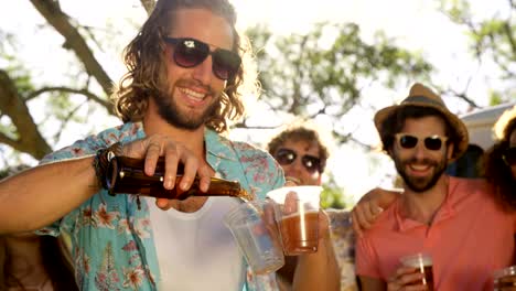 Group-of-hipster-friends-drinking-beer