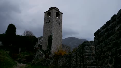 Montenegro,-Bar.-Überreste-der-Festung.-Clock-Tower.-Zeitraffer