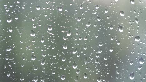 Starker-Regen-am-Fenster-in-4-k-Slow-Motion-60fps