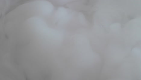 Humo-blanco-nube-caótico