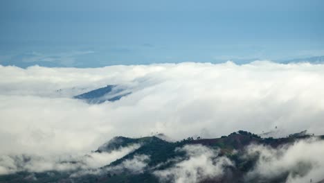 Foggy-cloud-moving-over-high-mountain