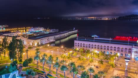 Zeitraffer---schöne-Nachtansicht-von-Ferry-Building-in-San-Francisco