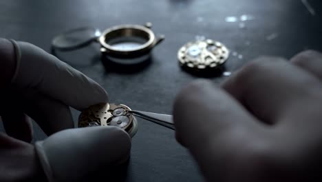 Watchmaker-is-working,-watch-repair