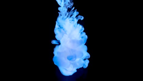 Blue-Ink-Colors-in-Water-Creating-Liquid-Art-Shapes