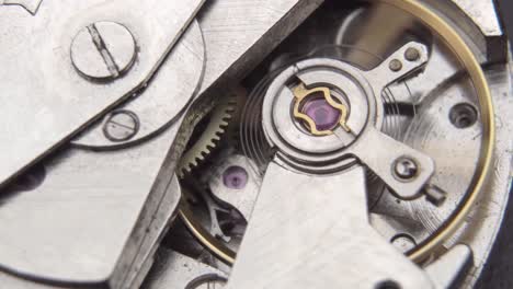 The-pendulum-mechanism-of-the-watch-is-close-up.-Macro.