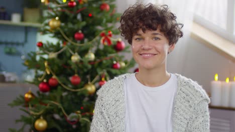 Portrait-of-Curly-Woman-Posing-at-Christmas