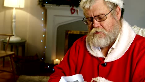 Santa-claus-reading-a-list