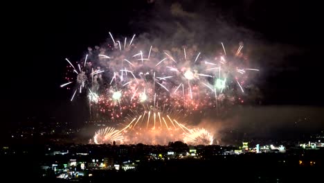 Fuegos-artificiales-de-Japón