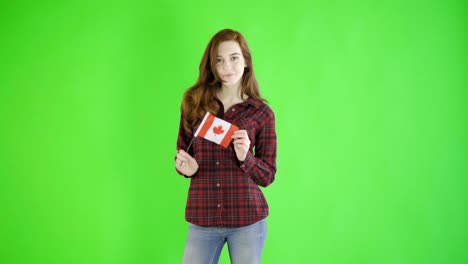 Kaukasische-Frau-Studio-Greenscreen-isoliert-sexy-20er-Jahre-4-k-lässige-Röhrenjeans